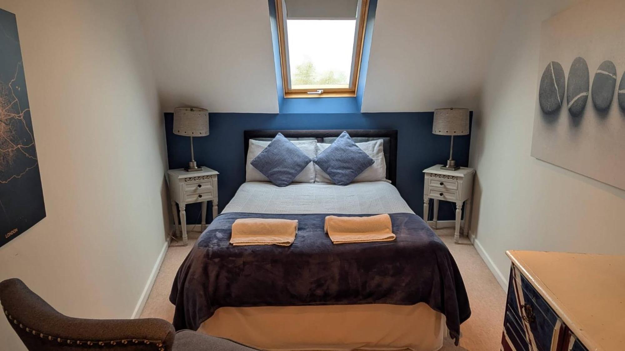 Charming Lake House Nature Retreat In Cotswold Water Park, South Cerney Near Cirencester Kültér fotó